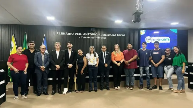 A Câmara Municipal de Miranorte recebeu nesta terça-feira os alunos da Unitins