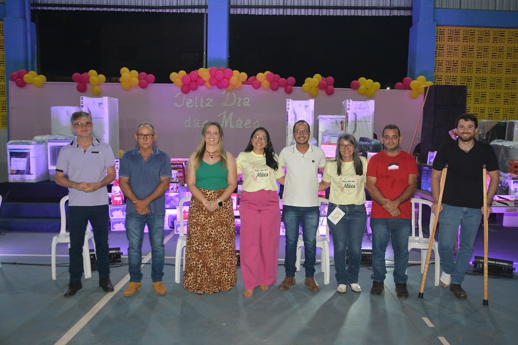 Os vereadores de Miranorte marcaram presença na linda festa em homenagem ao Dia das Mães