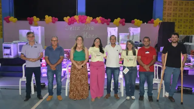 Os vereadores de Miranorte marcaram presença na linda festa em homenagem ao Dia das Mães